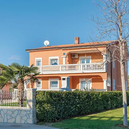 Four-bedroom With Sea View In *