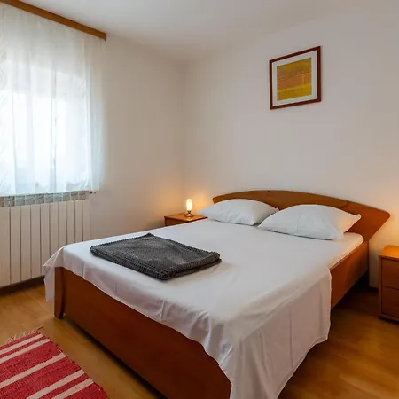 Apartment Four-bedroom With Sea View In *